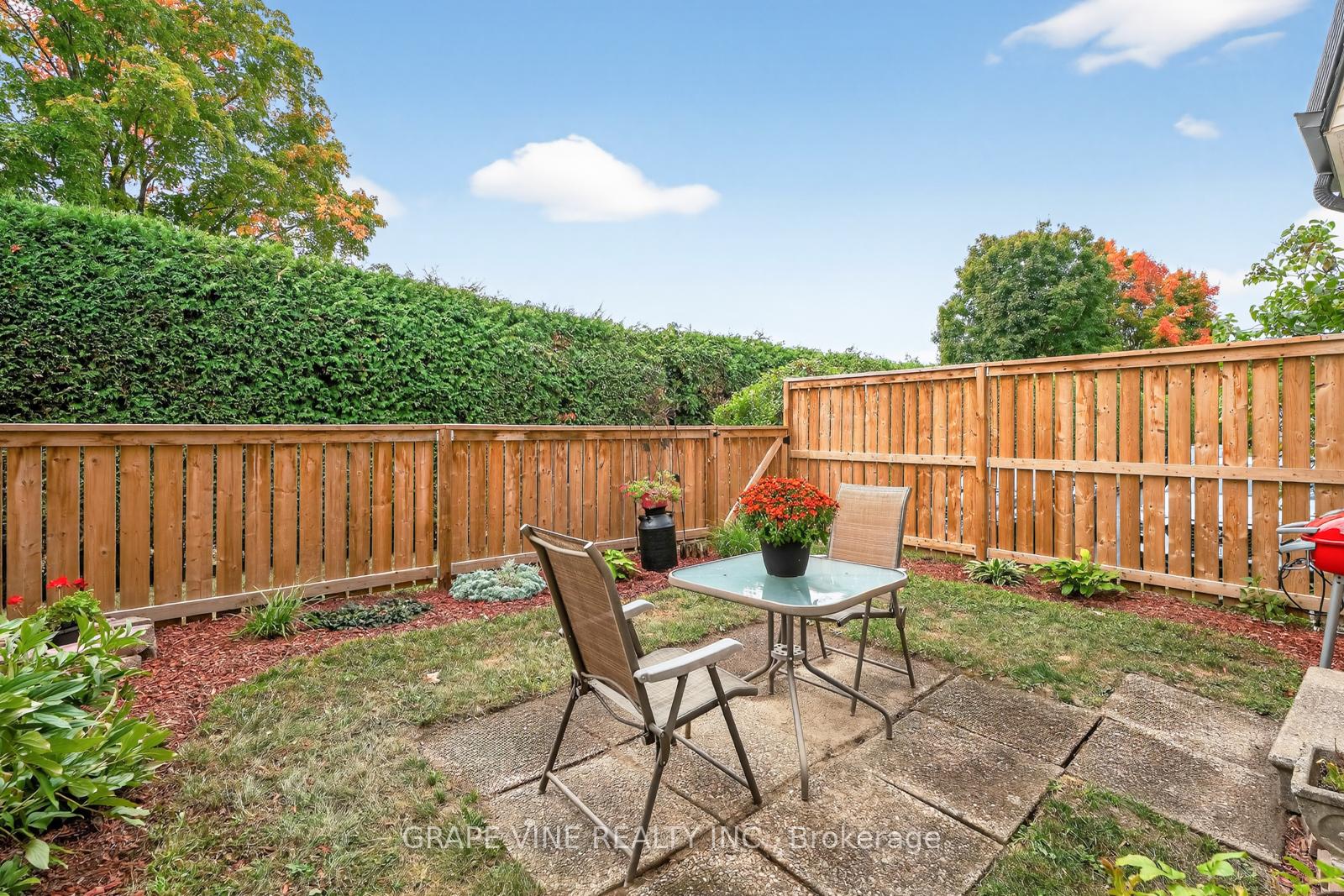 Photo 34 of 66 Rutherford Way, Ottawa, Kanata - Beaverbrook — HOMEH