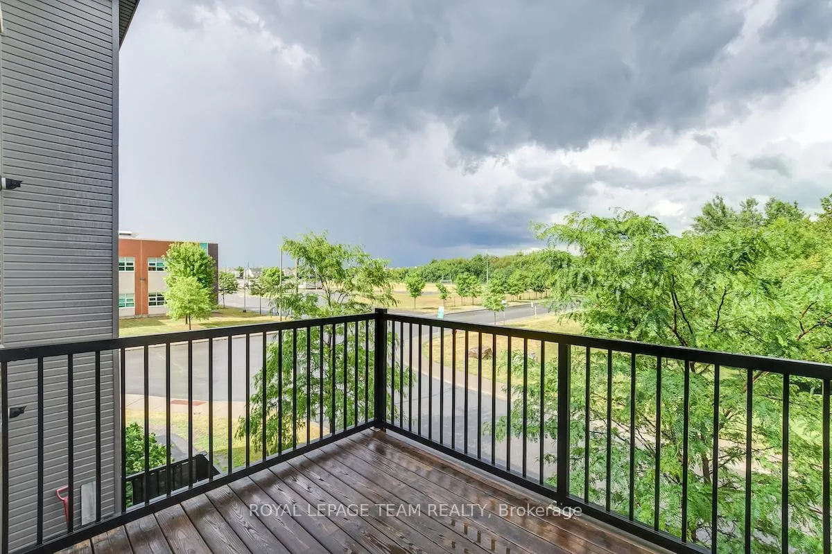 Photo 6 of 408 Silverstone Way, Ottawa, Barrhaven - Strandherd — HOMEH