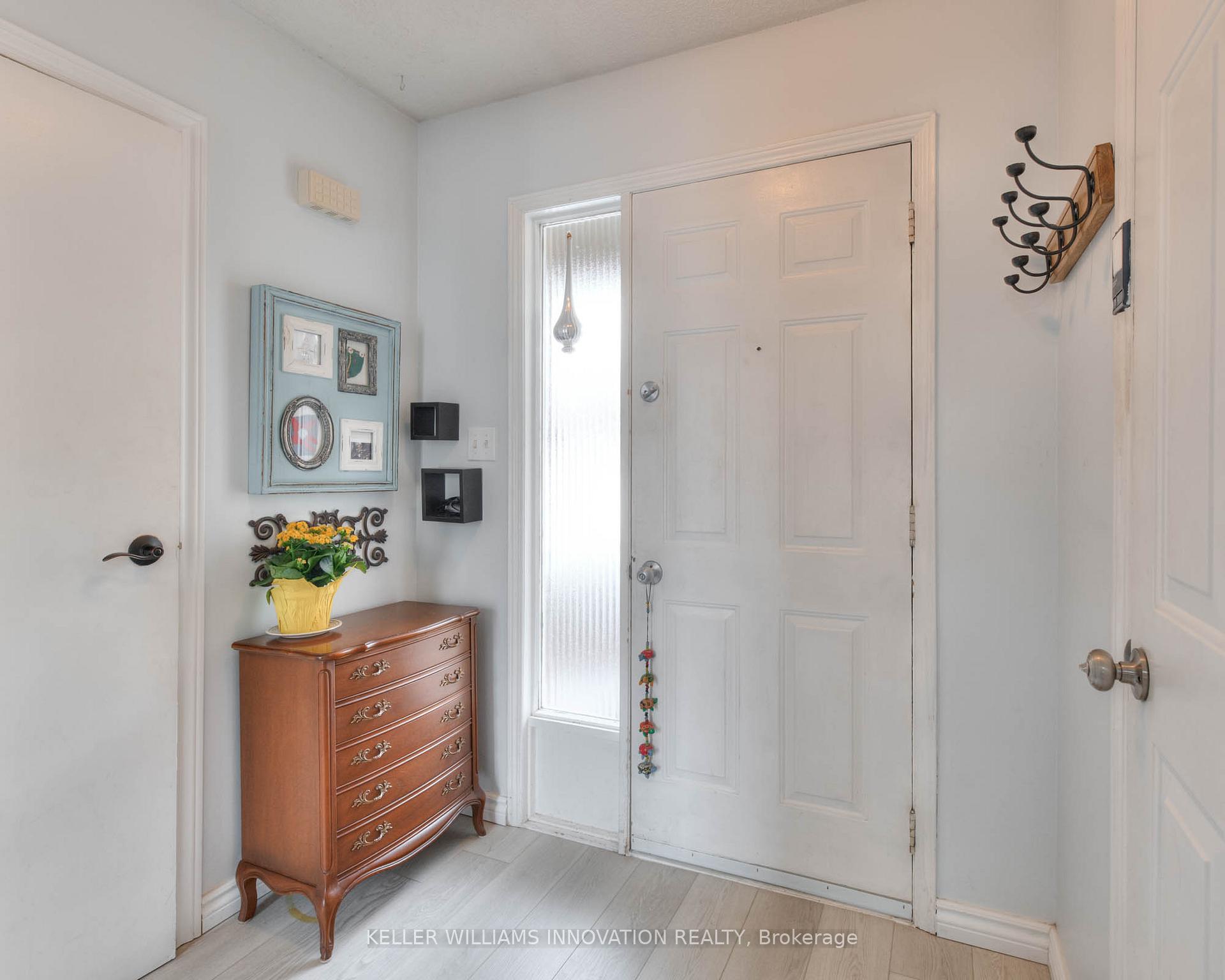 Photo 5 of Unit 25, 29 Paulander Drive, Kitchener — HOMEH