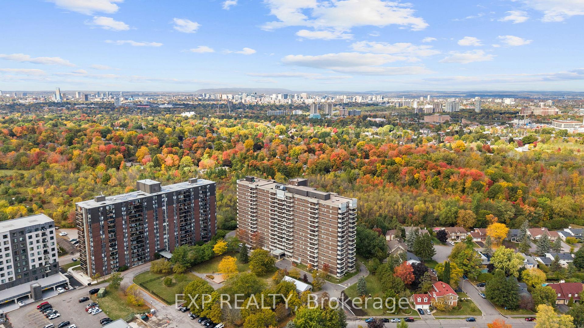 Photo 5 of Unit 903, 1705 Playfair Drive, Ottawa, Playfair Park — HOMEH