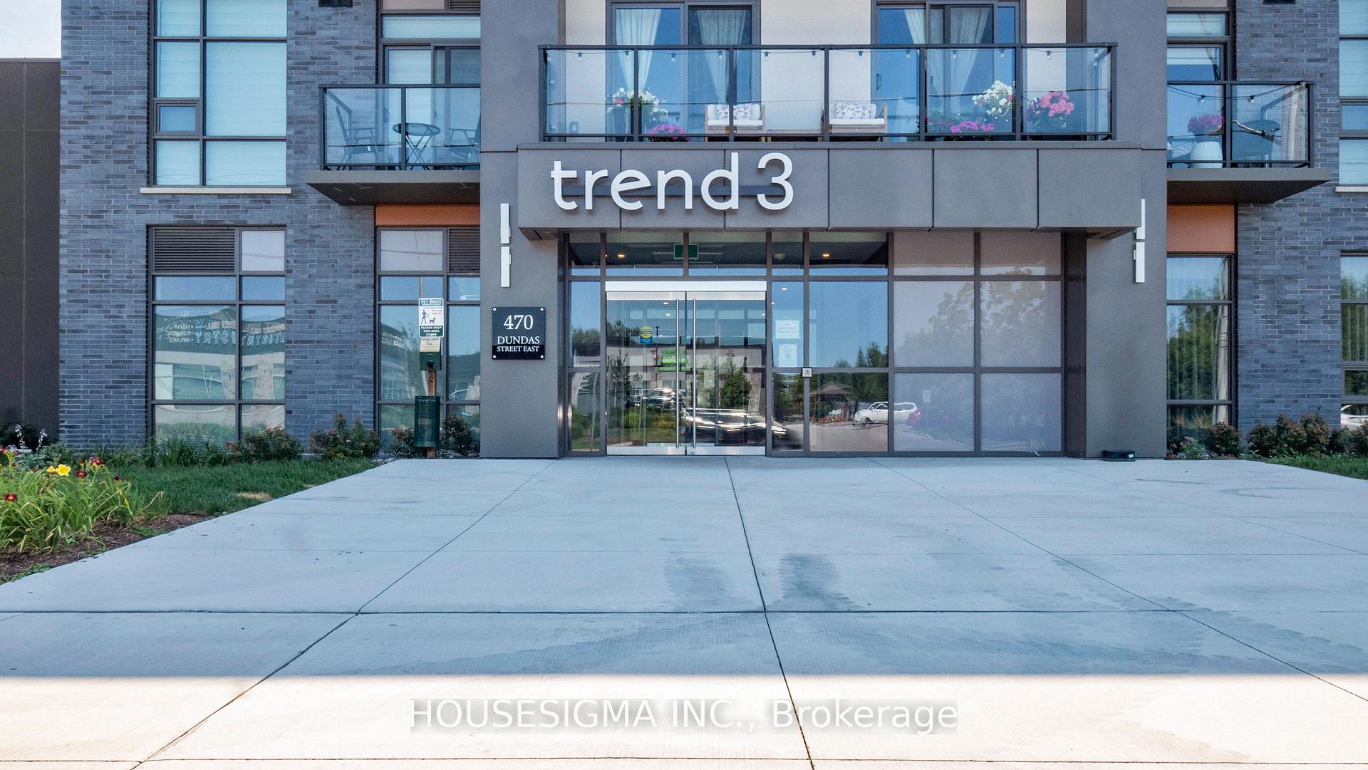 Front of Unit 606, 470 Dundas Street E