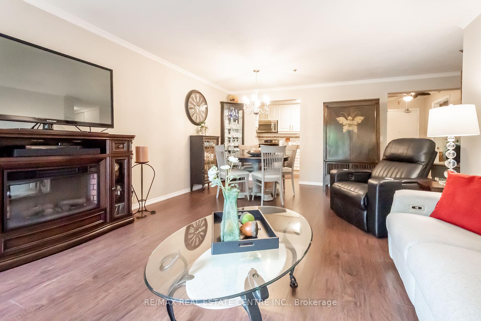 Photo 16 of Unit 105, 6 Niagara Street, Grimsby, Grimsby West — HOMEH
