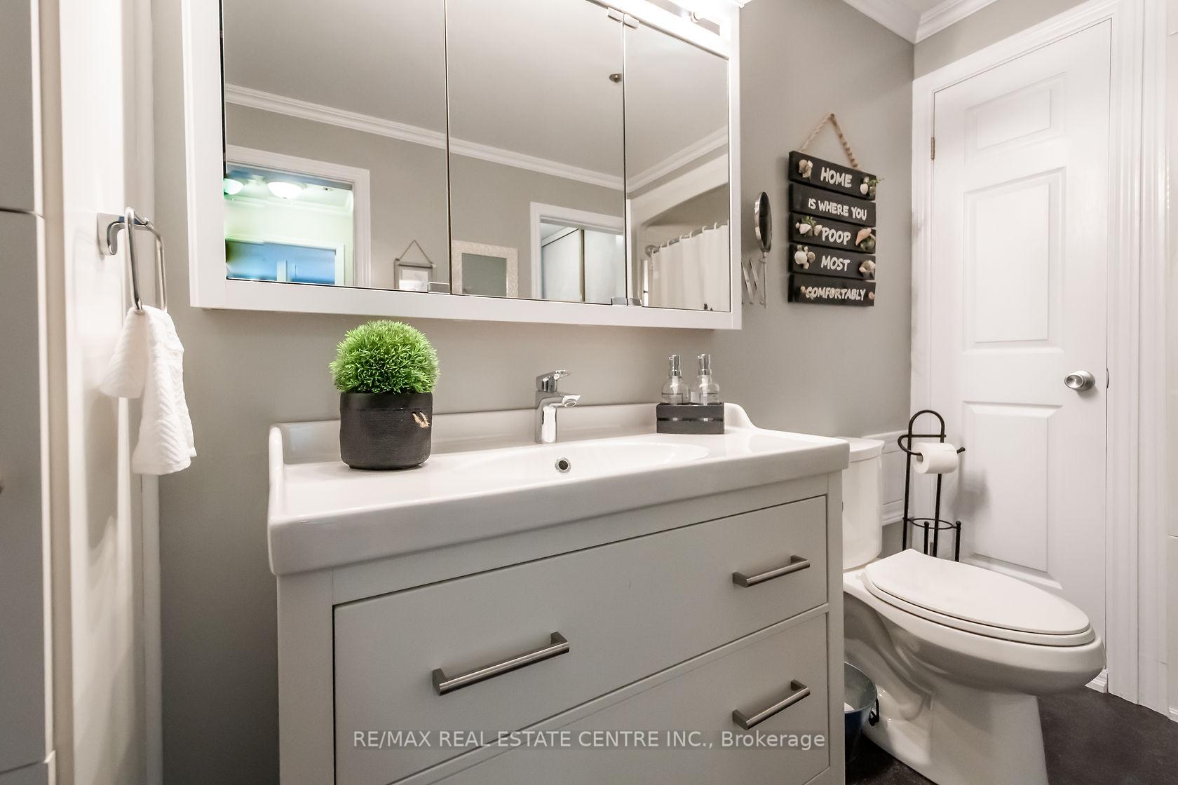 Photo 26 of Unit 105, 6 Niagara Street, Grimsby, Grimsby West — HOMEH