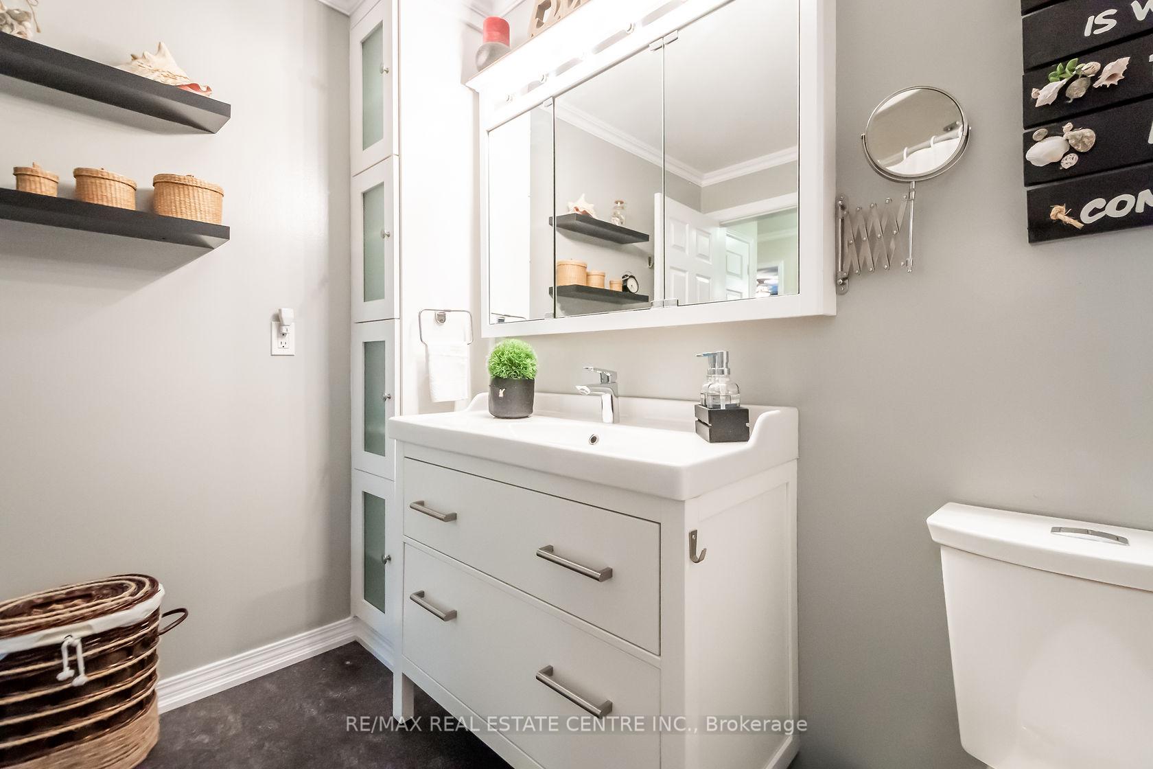 Photo 27 of Unit 105, 6 Niagara Street, Grimsby, Grimsby West — HOMEH