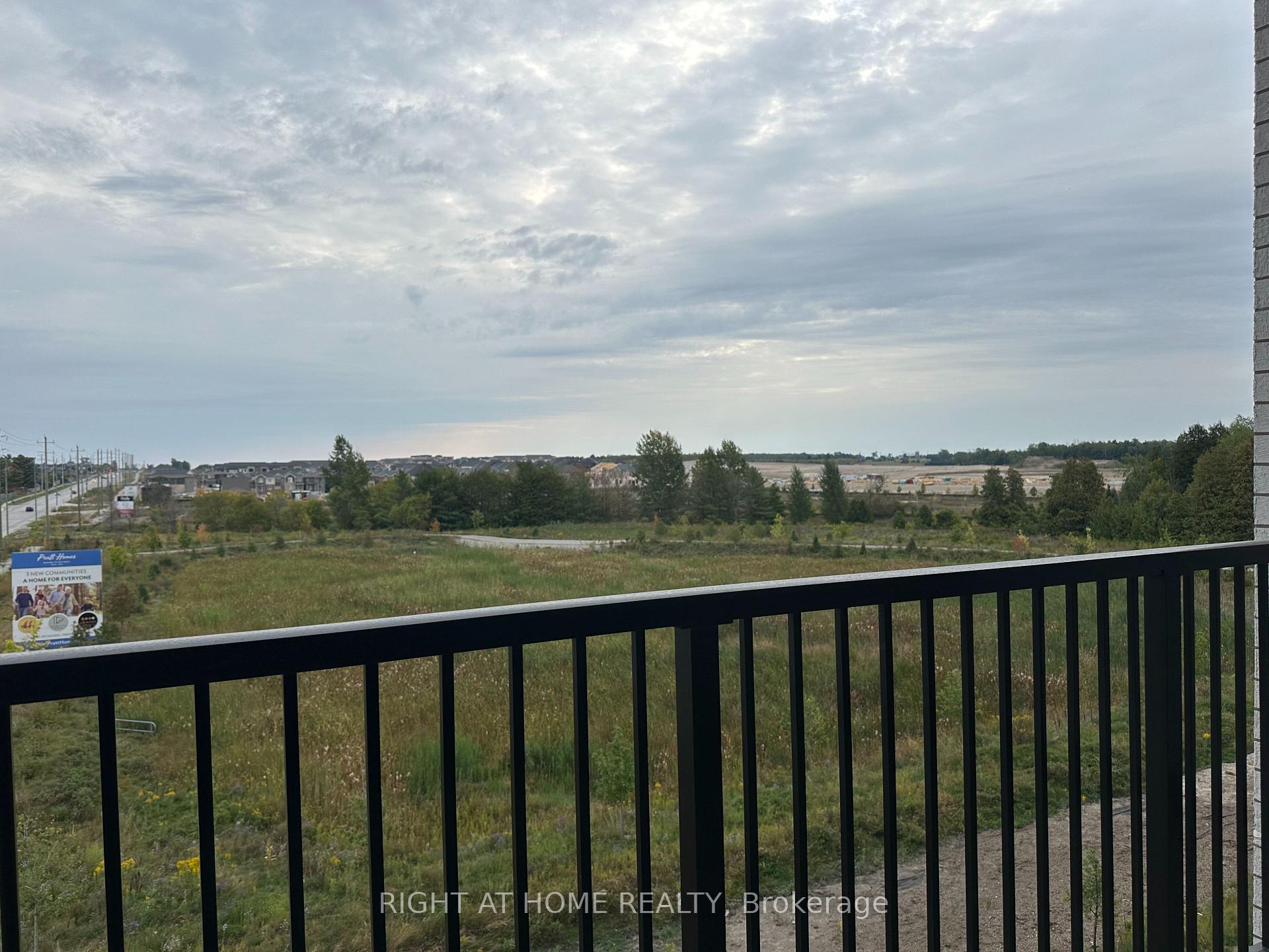 Photo 48 of Unit 314, 1 Chef Lane, Barrie, Rural Barrie Southeast — HOMEH