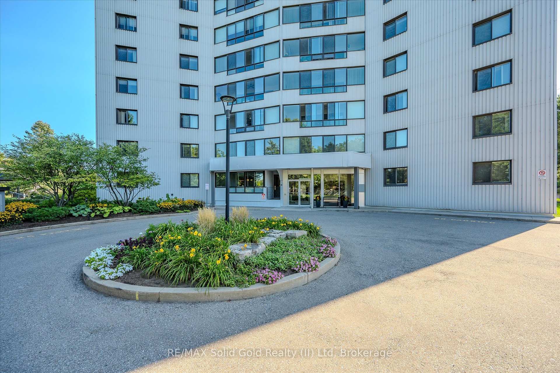 Photo 3 of Unit 603, 250 Glenridge Drive, Waterloo — HOMEH