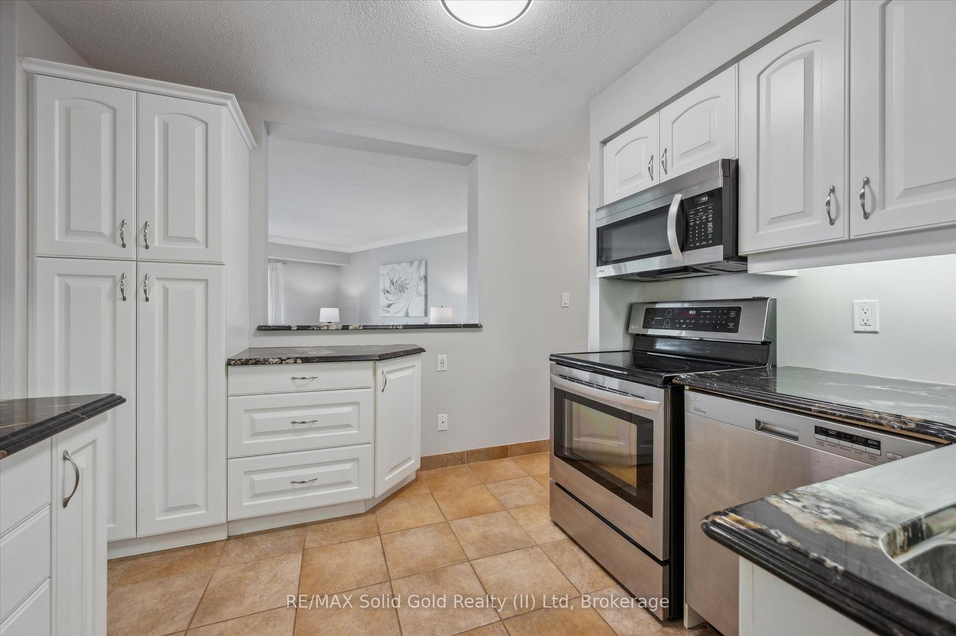 Photo 20 of Unit 603, 250 Glenridge Drive, Waterloo — HOMEH