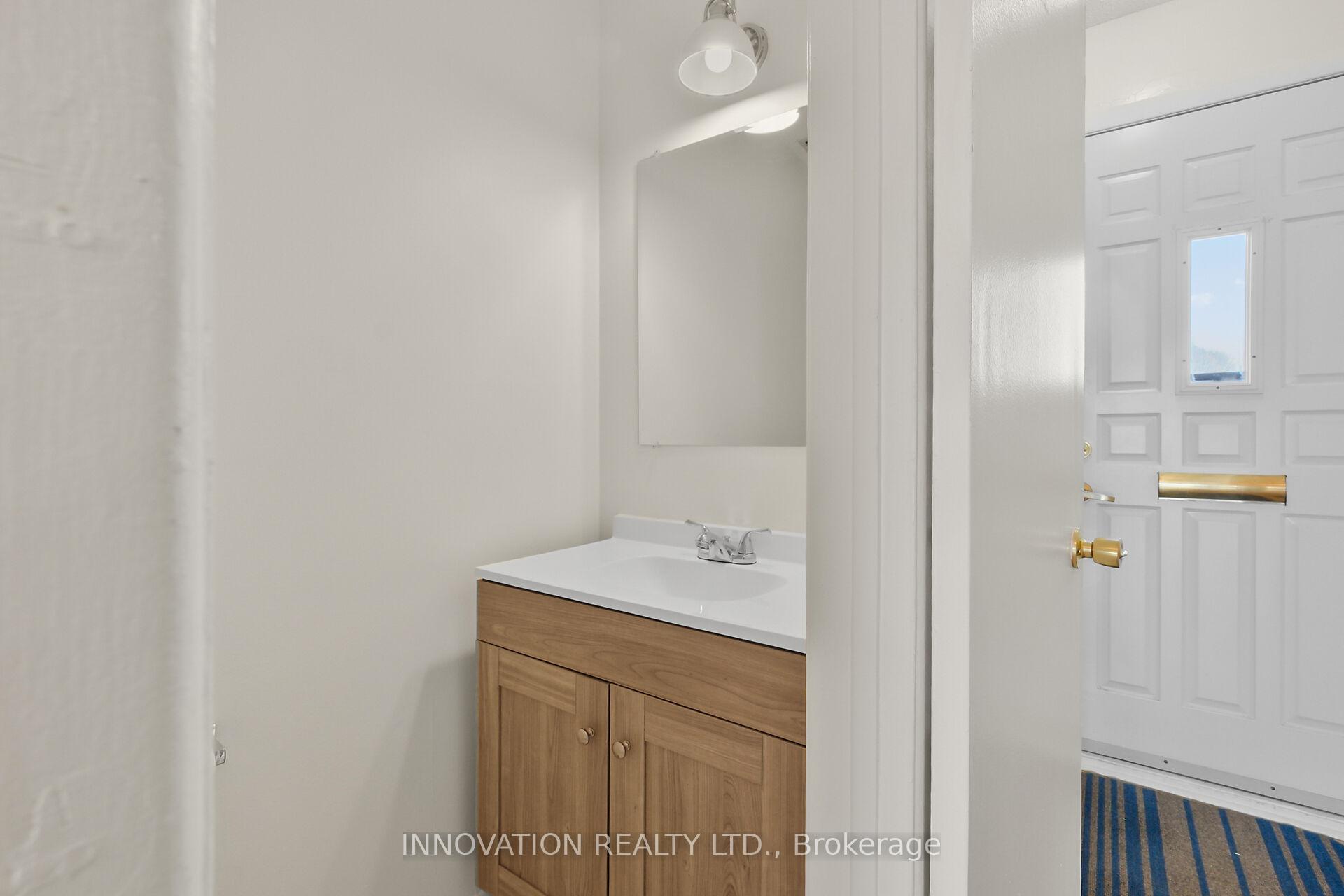 Photo 6 of 1411 Perez Crescent, Ottawa, Carson Grove — HOMEH