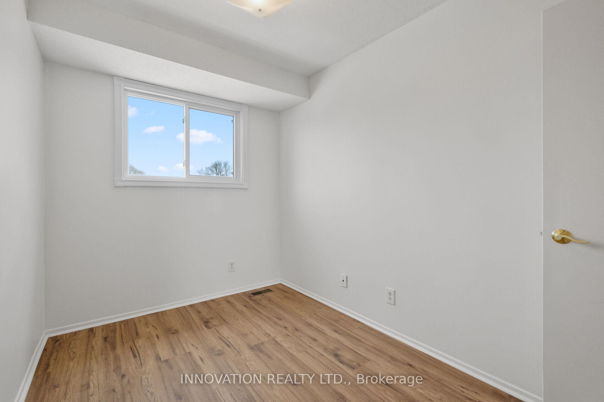 Photo 24 of 1411 Perez Crescent, Ottawa, Carson Grove — HOMEH