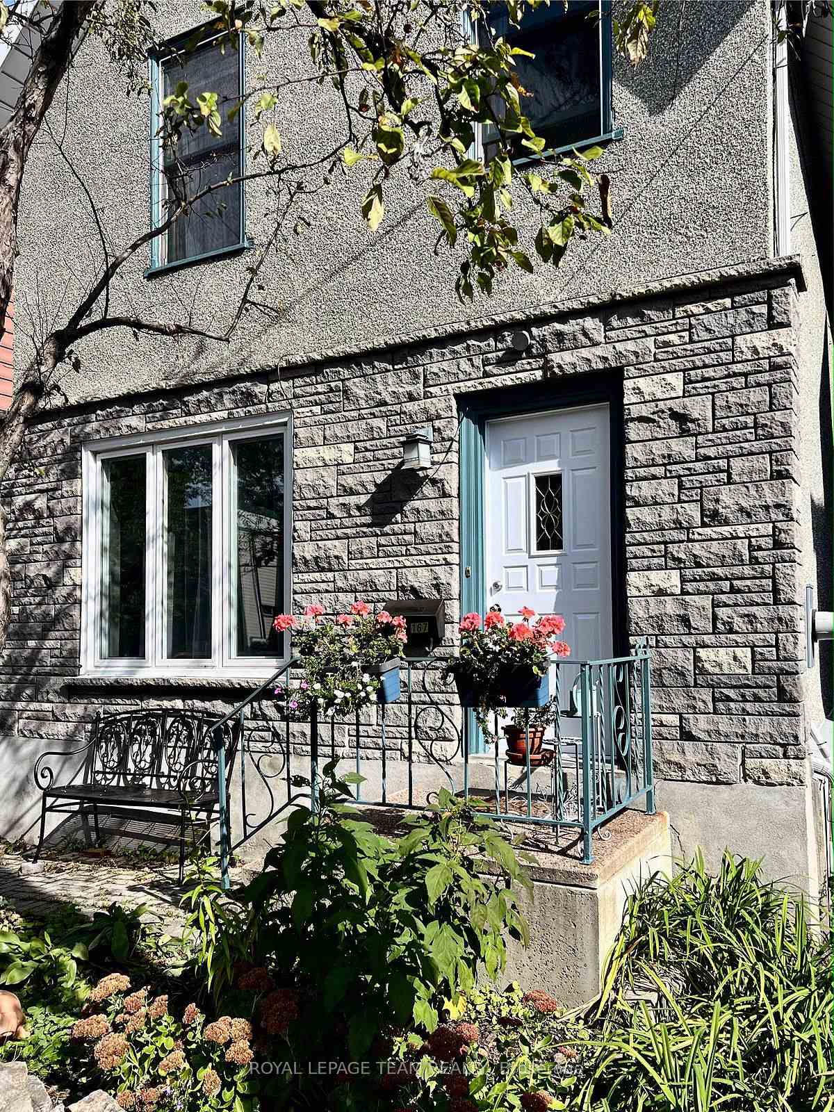 Photo 2 of 167 Drummond Street, Ottawa, Ottawa East — HOMEH