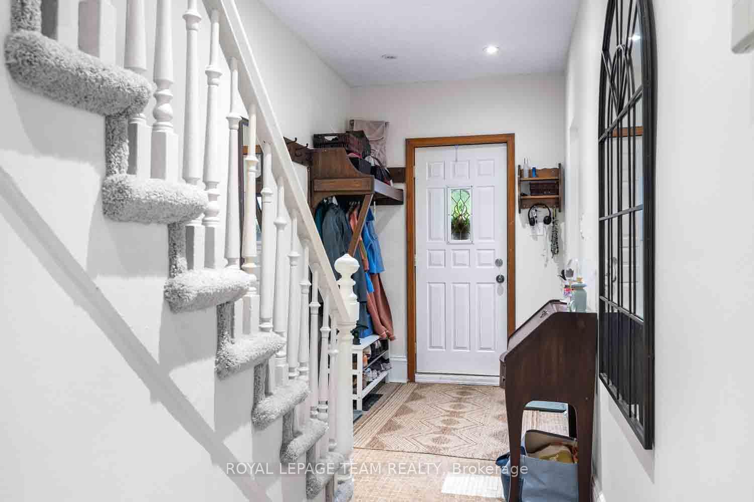 Photo 4 of 167 Drummond Street, Ottawa, Ottawa East — HOMEH