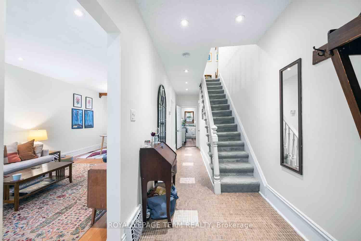 Photo 5 of 167 Drummond Street, Ottawa, Ottawa East — HOMEH