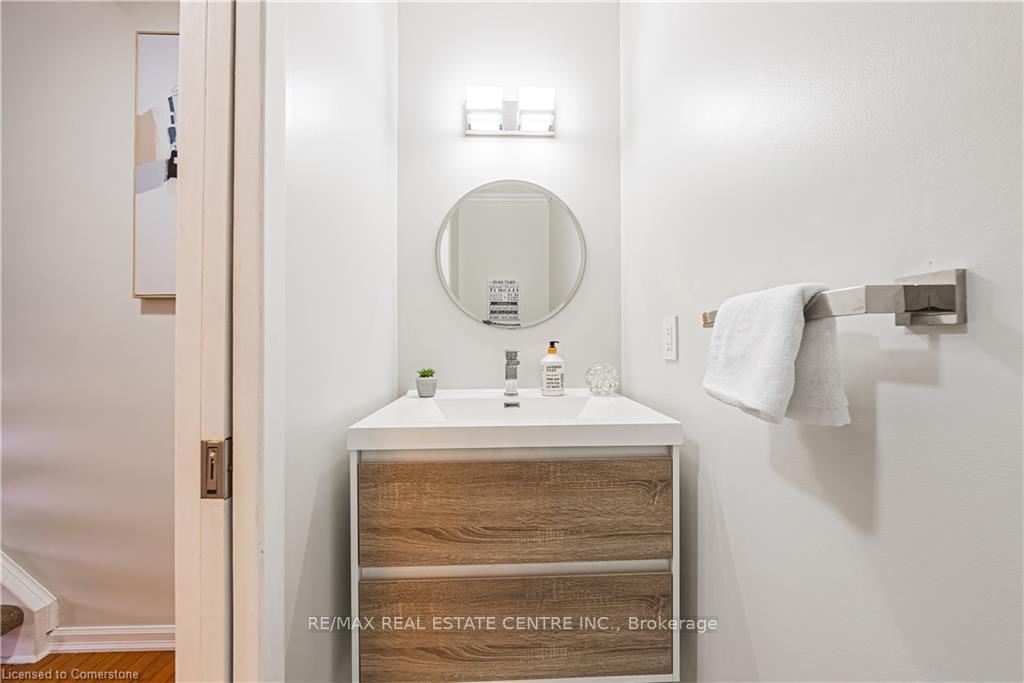 Photo 12 of Unit 27, 111 Traynor Avenue, Kitchener — HOMEH