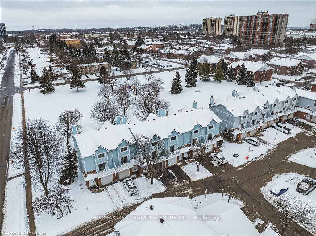 Photo 28 of Unit 27, 111 Traynor Avenue, Kitchener — HOMEH