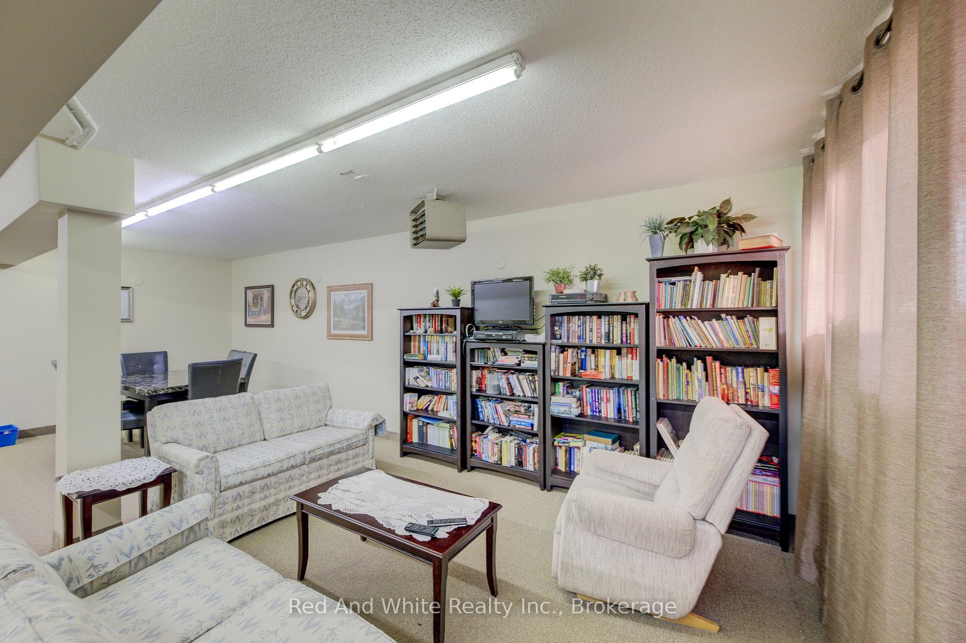 Photo 24 of Unit 302, 500 Westmount Road W, Kitchener — HOMEH