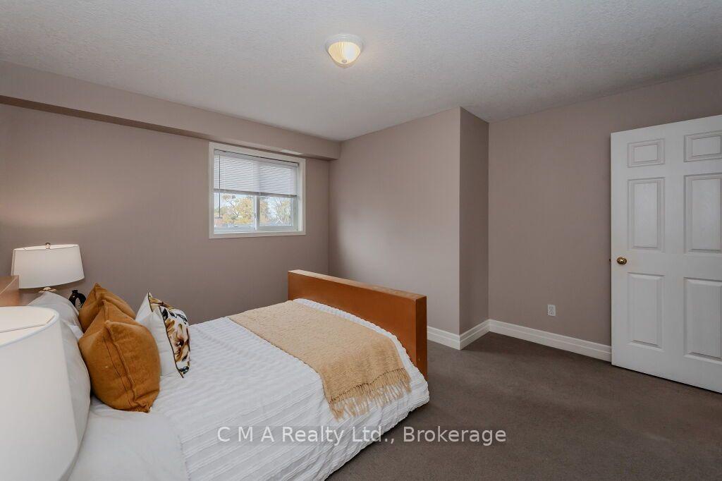 Photo 42 of Unit 302, 1522 King Street E, Kitchener — HOMEH