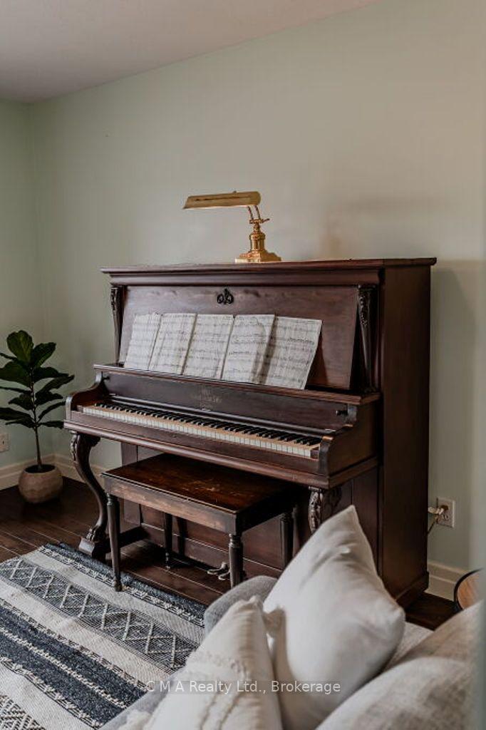 Photo 52 of Unit 302, 1522 King Street E, Kitchener — HOMEH