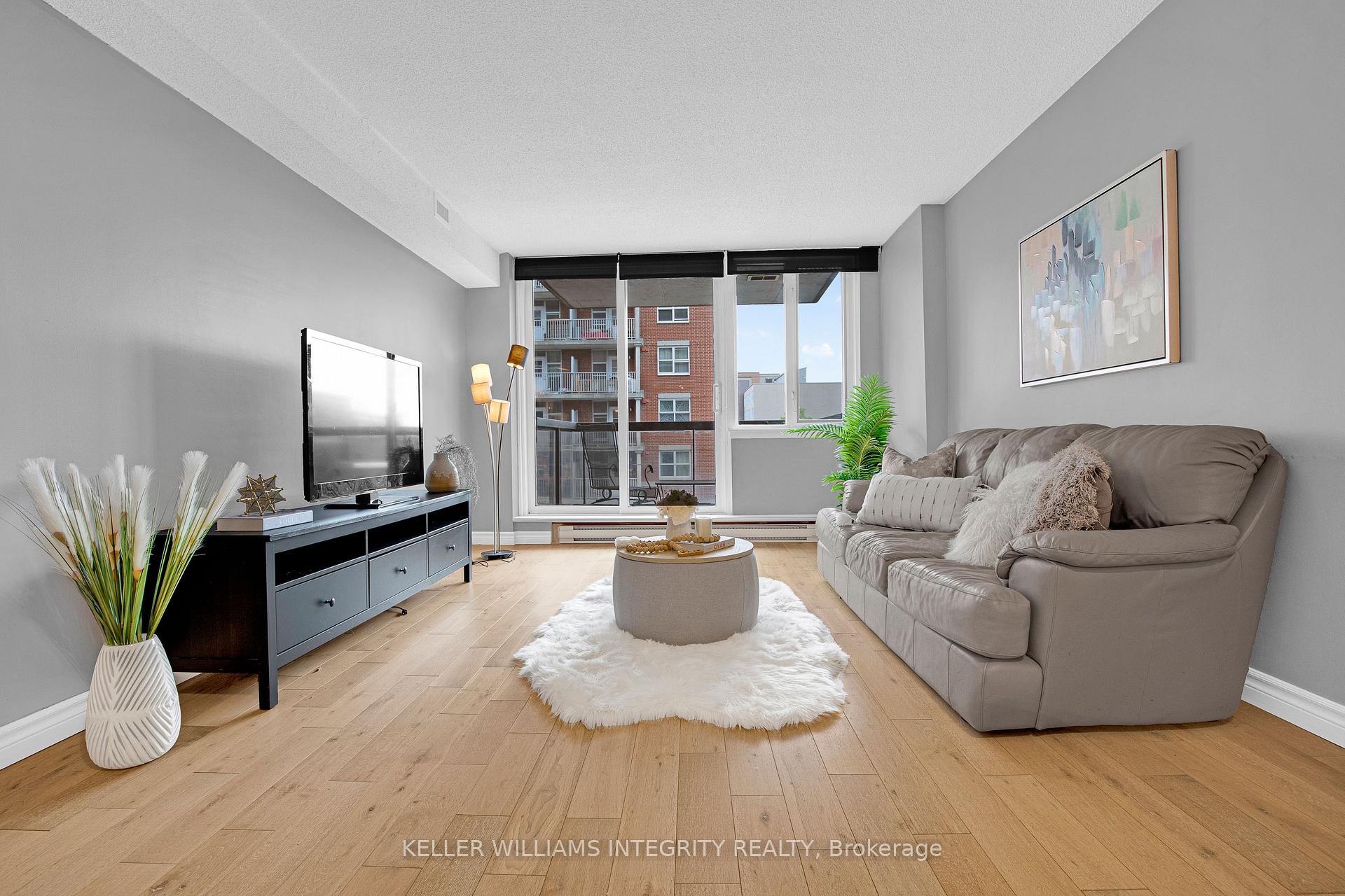 Photo 17 of Unit 401, 309 Cumberland Street, Ottawa, Lower Town/Byward Market — HOMEH