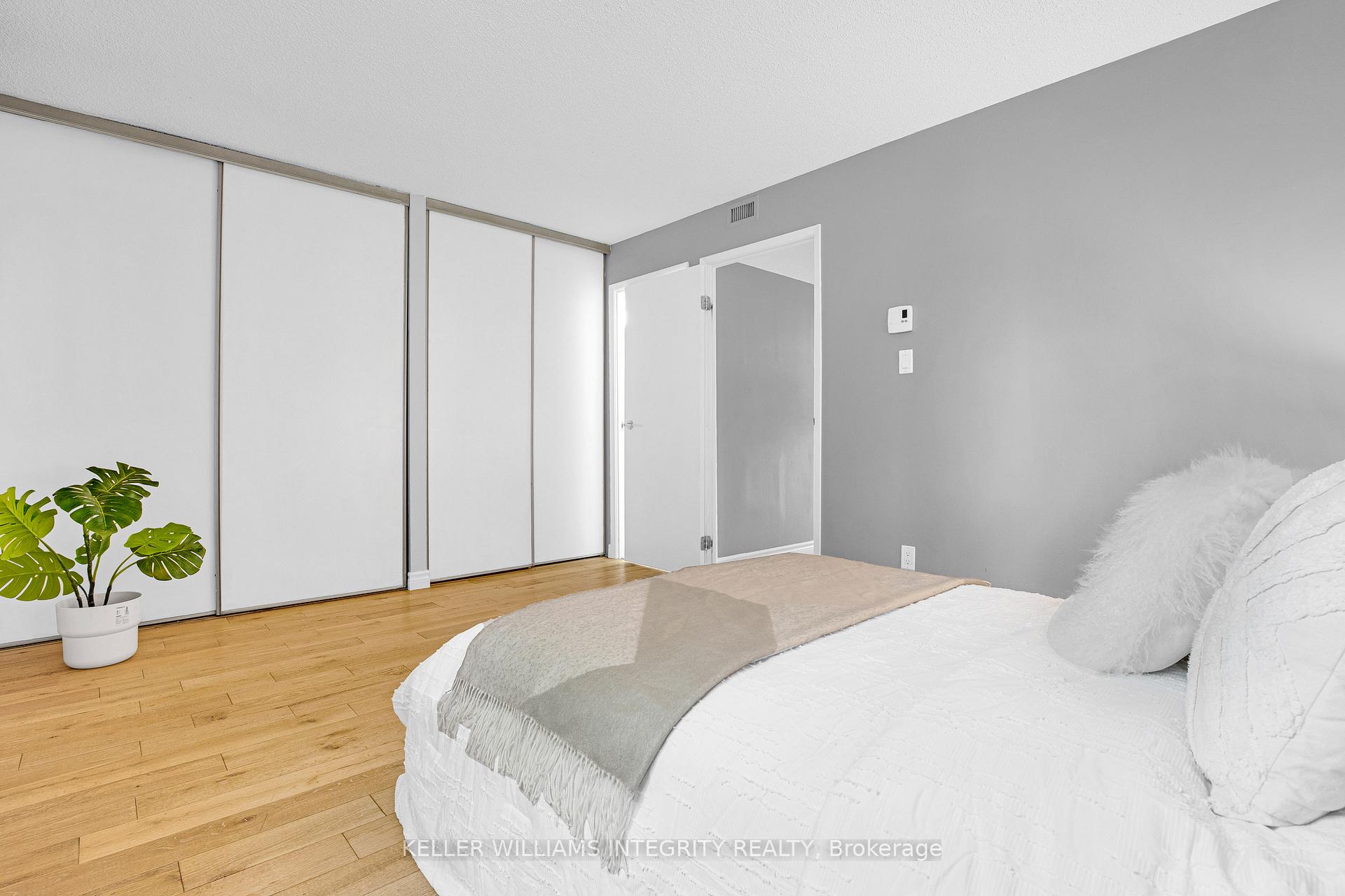 Photo 24 of Unit 401, 309 Cumberland Street, Ottawa, Lower Town/Byward Market — HOMEH
