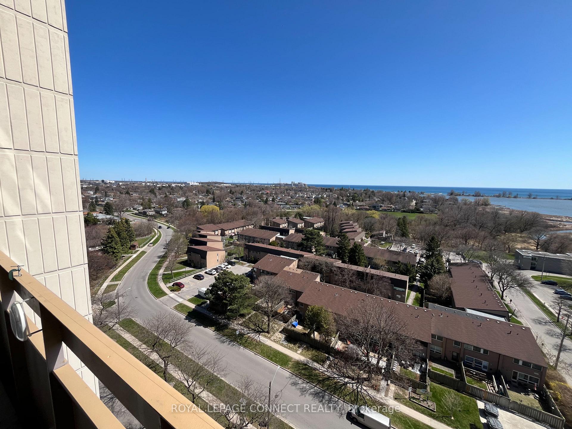 Photo 3 of Unit 1507, 1210 Radom Street, Pickering, Bay Ridges — HOMEH