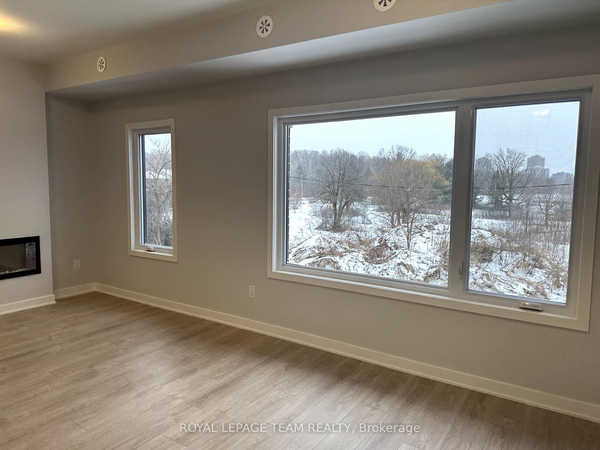 Photo 2 of 602 Mishi, Ottawa, CFB Rockcliffe and Area — HOMEH