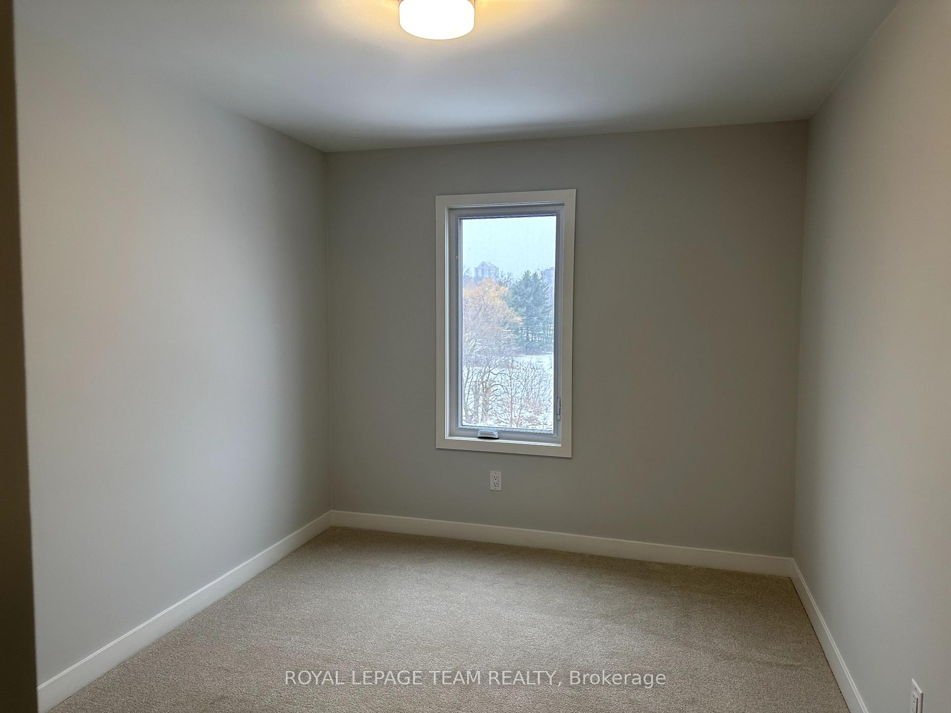 Photo 4 of 602 Mishi, Ottawa, CFB Rockcliffe and Area — HOMEH