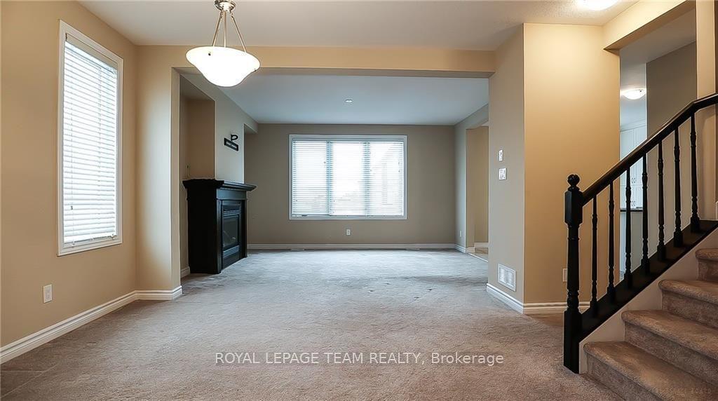 Photo 4 of 6 Stoneleigh Street, Ottawa, Barrhaven - Strandherd — HOMEH