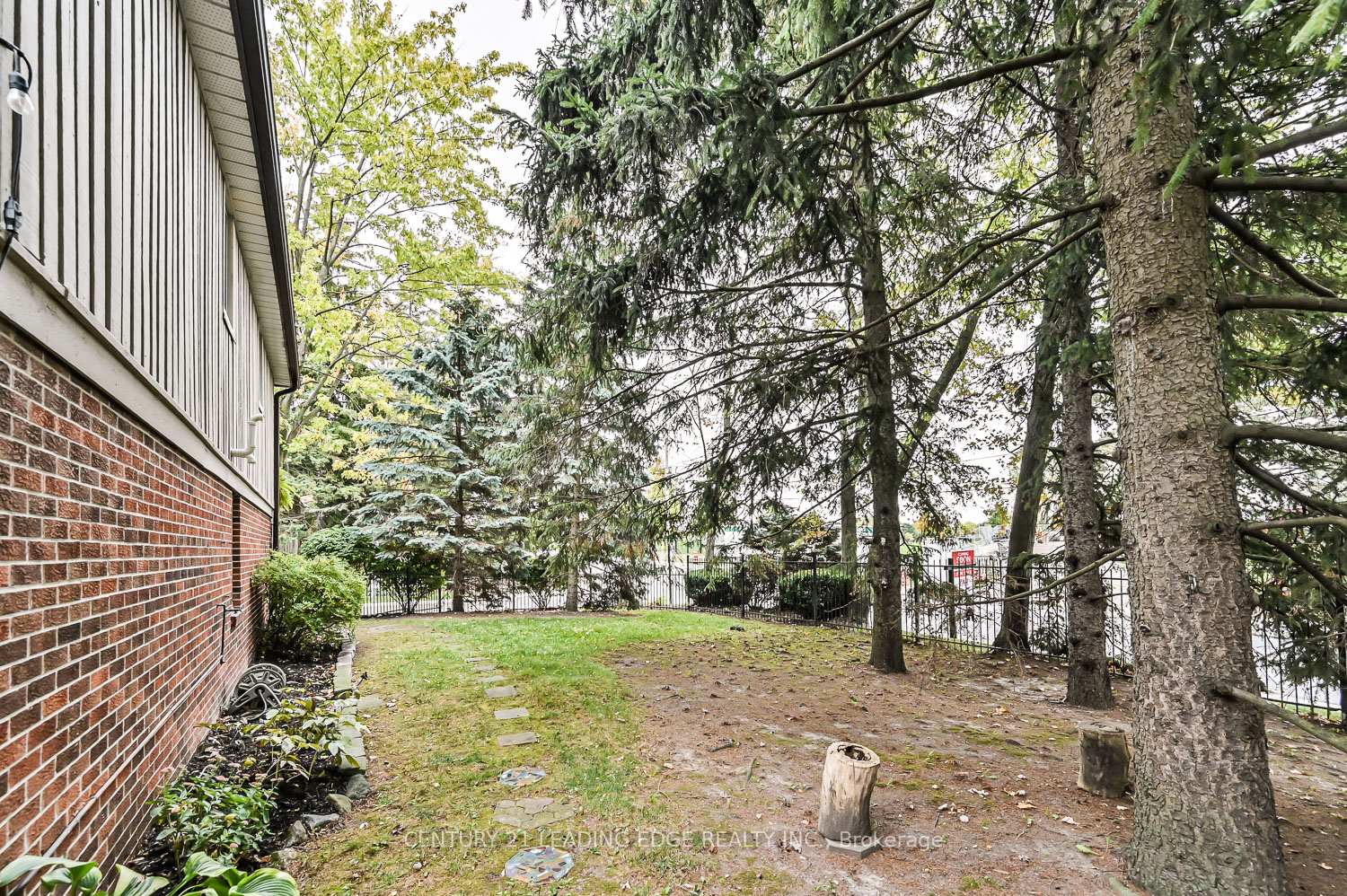 Photo 84 of 2 Bramble Way, Markham, Markham Village — HOMEH