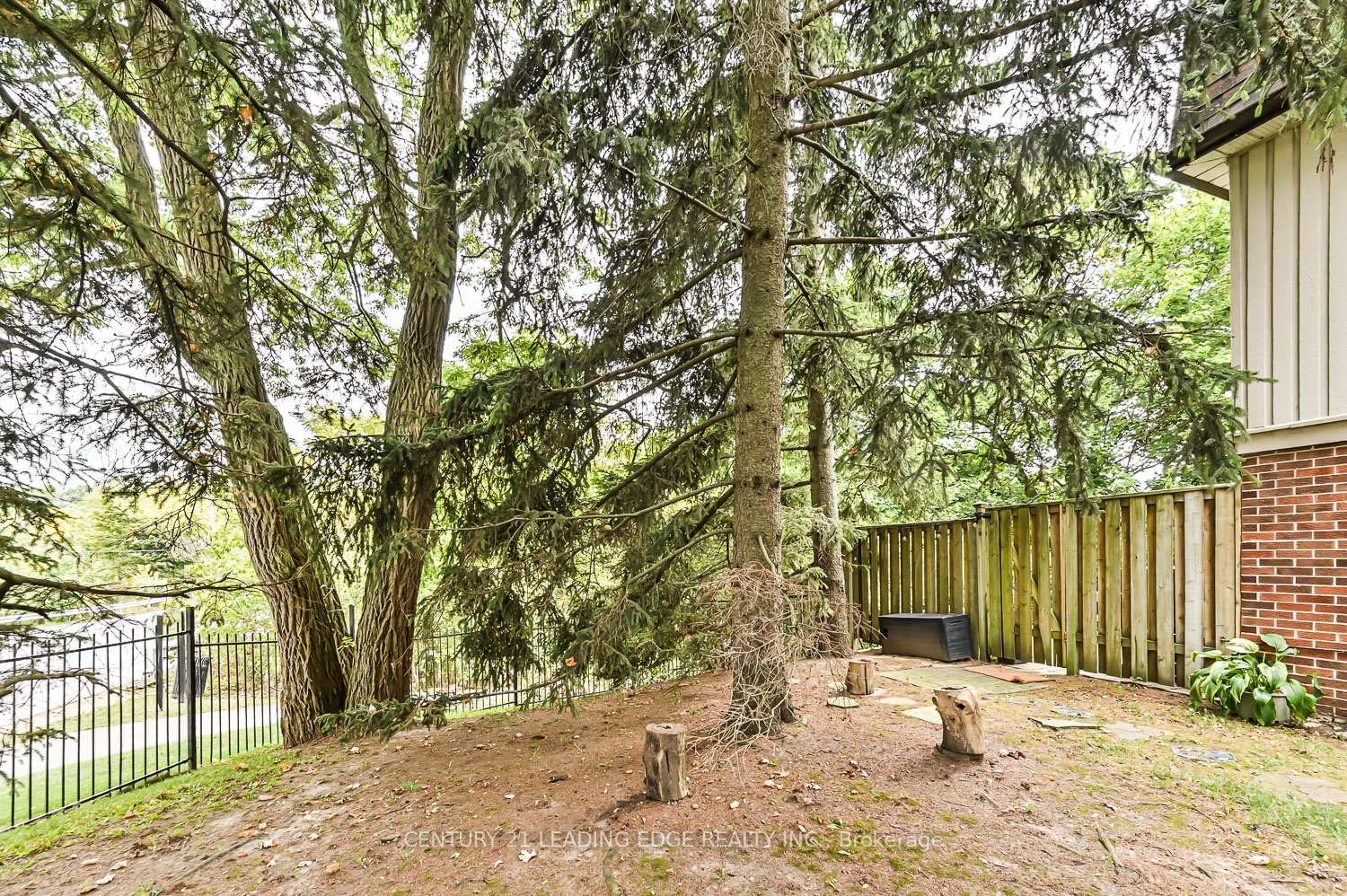 Photo 85 of 2 Bramble Way, Markham, Markham Village — HOMEH