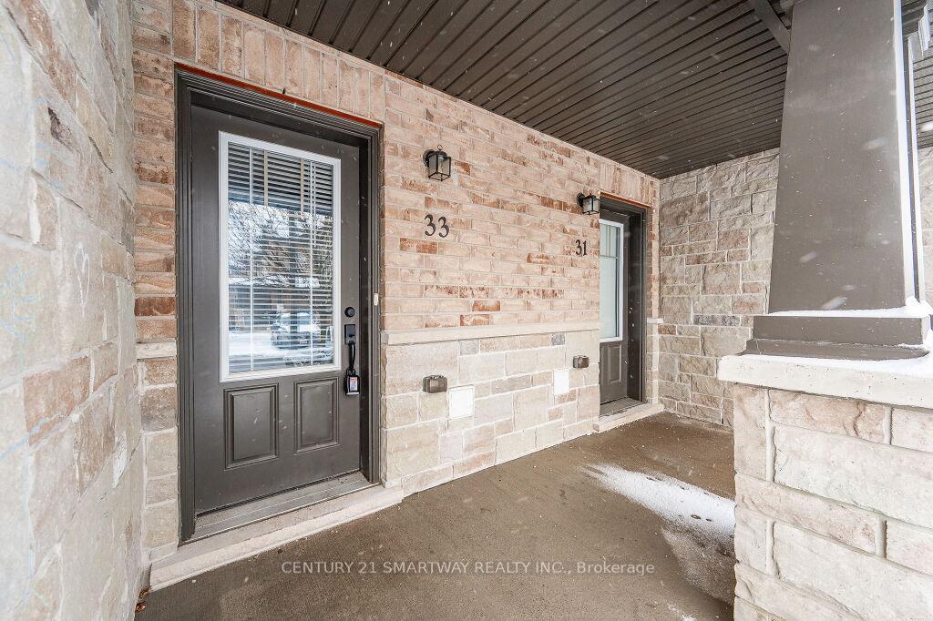 Photo 3 of 33 Arlington Crescent, Guelph, Pineridge/Westminster Woods — HOMEH