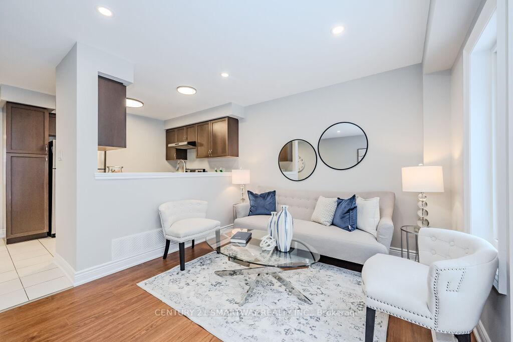 Photo 11 of 33 Arlington Crescent, Guelph, Pineridge/Westminster Woods — HOMEH