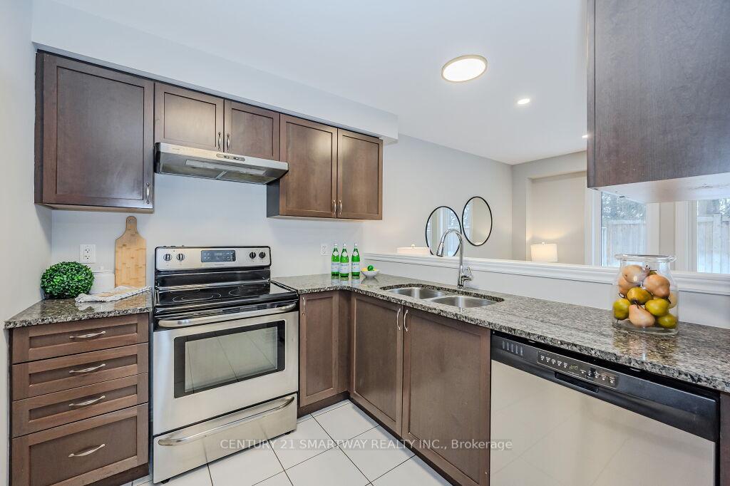 Photo 16 of 33 Arlington Crescent, Guelph, Pineridge/Westminster Woods — HOMEH