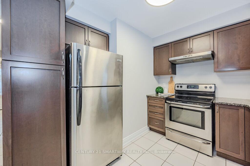 Photo 17 of 33 Arlington Crescent, Guelph, Pineridge/Westminster Woods — HOMEH