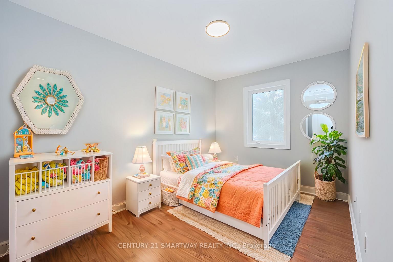 Photo 26 of 33 Arlington Crescent, Guelph, Pineridge/Westminster Woods — HOMEH