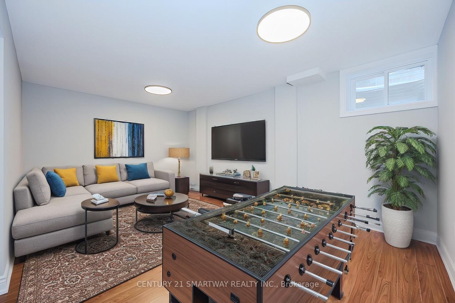 Photo 29 of 33 Arlington Crescent, Guelph, Pineridge/Westminster Woods — HOMEH