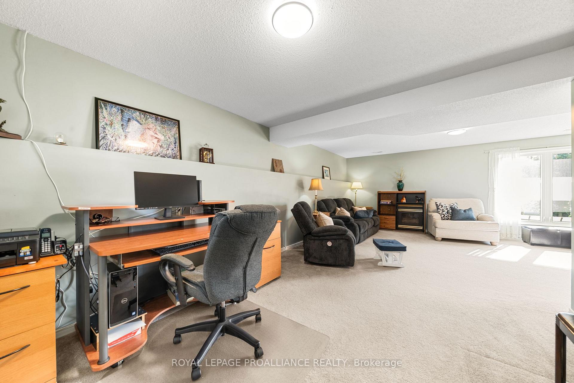 Photo 31 of 119 University Avenue, Belleville, Belleville Ward — HOMEH
