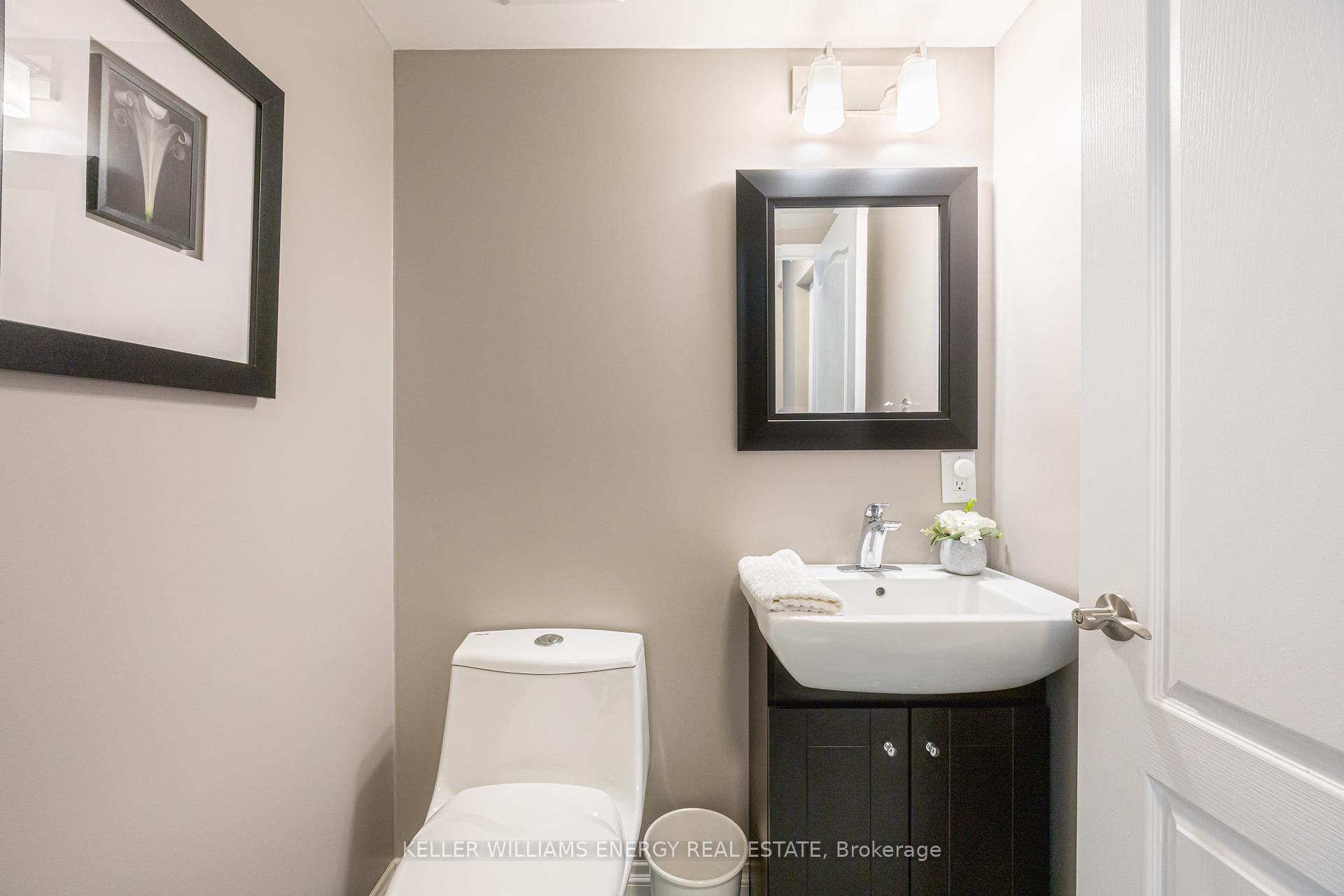 Photo 11 of Unit 809, 1400 The Esplanade N, Pickering, Town Centre — HOMEH