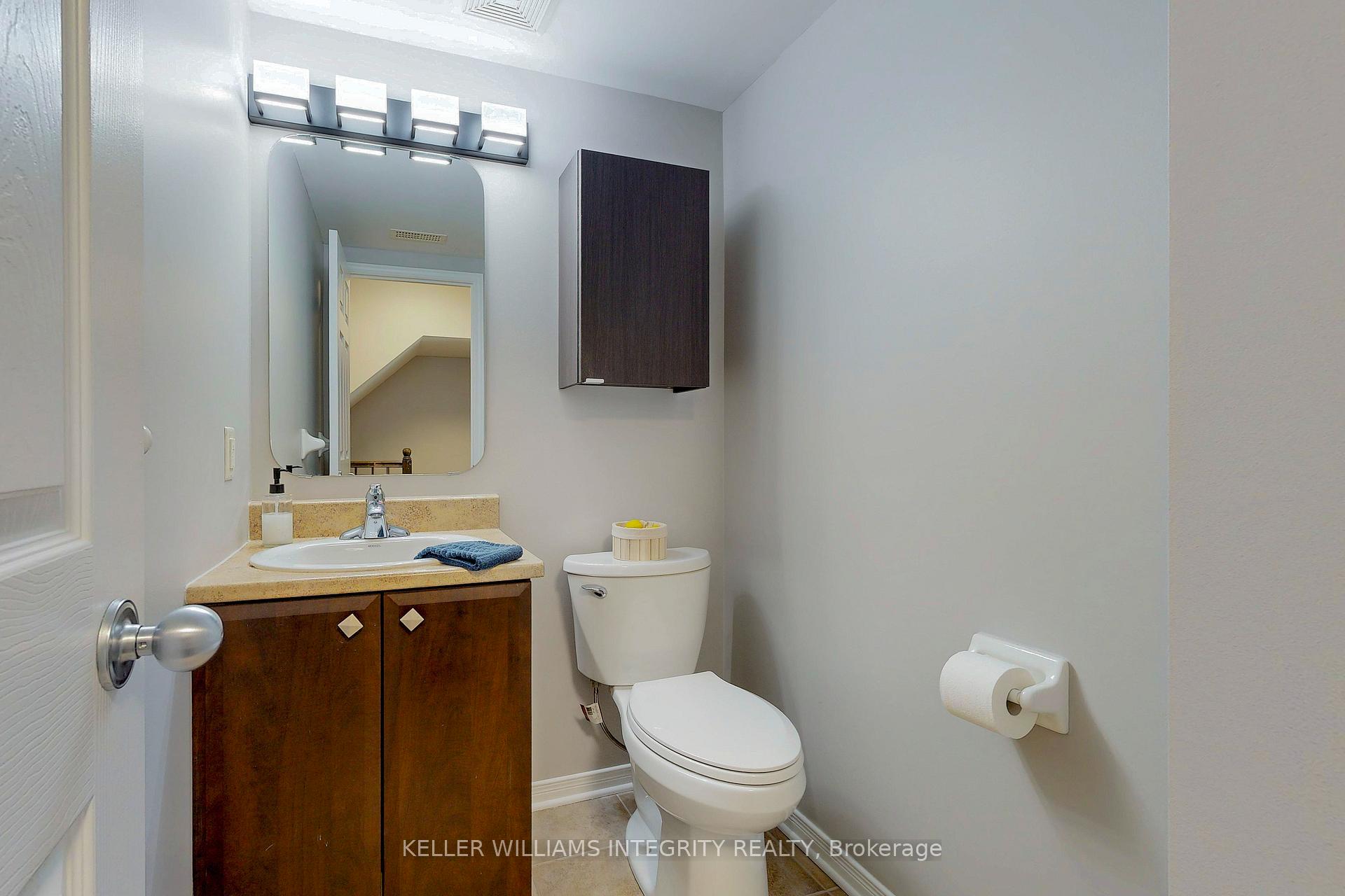 Photo 5 of Unit 10, 638 Reardon, Ottawa, Heron Gate/Industrial Park — HOMEH