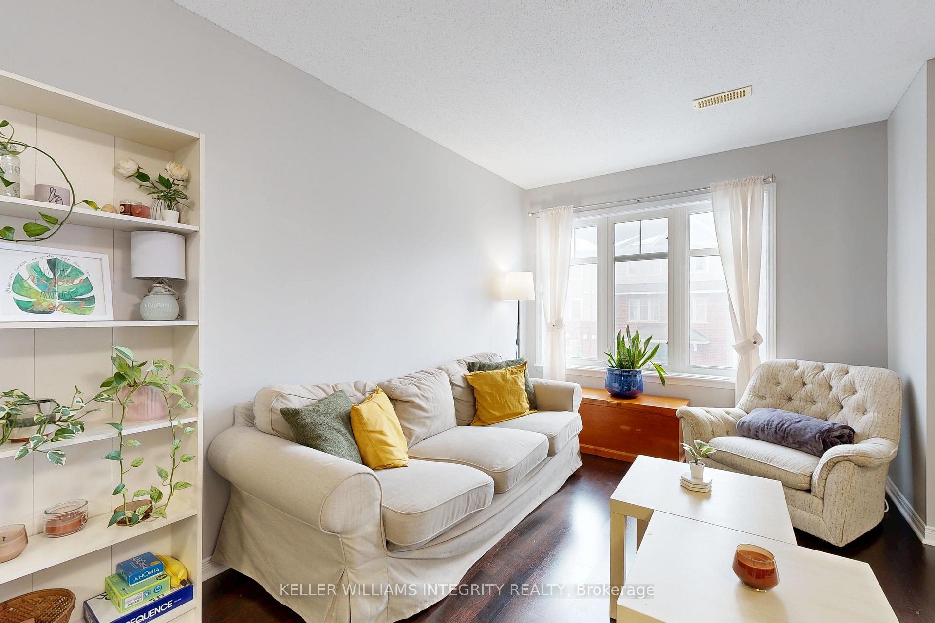 Photo 18 of Unit 10, 638 Reardon, Ottawa, Heron Gate/Industrial Park — HOMEH