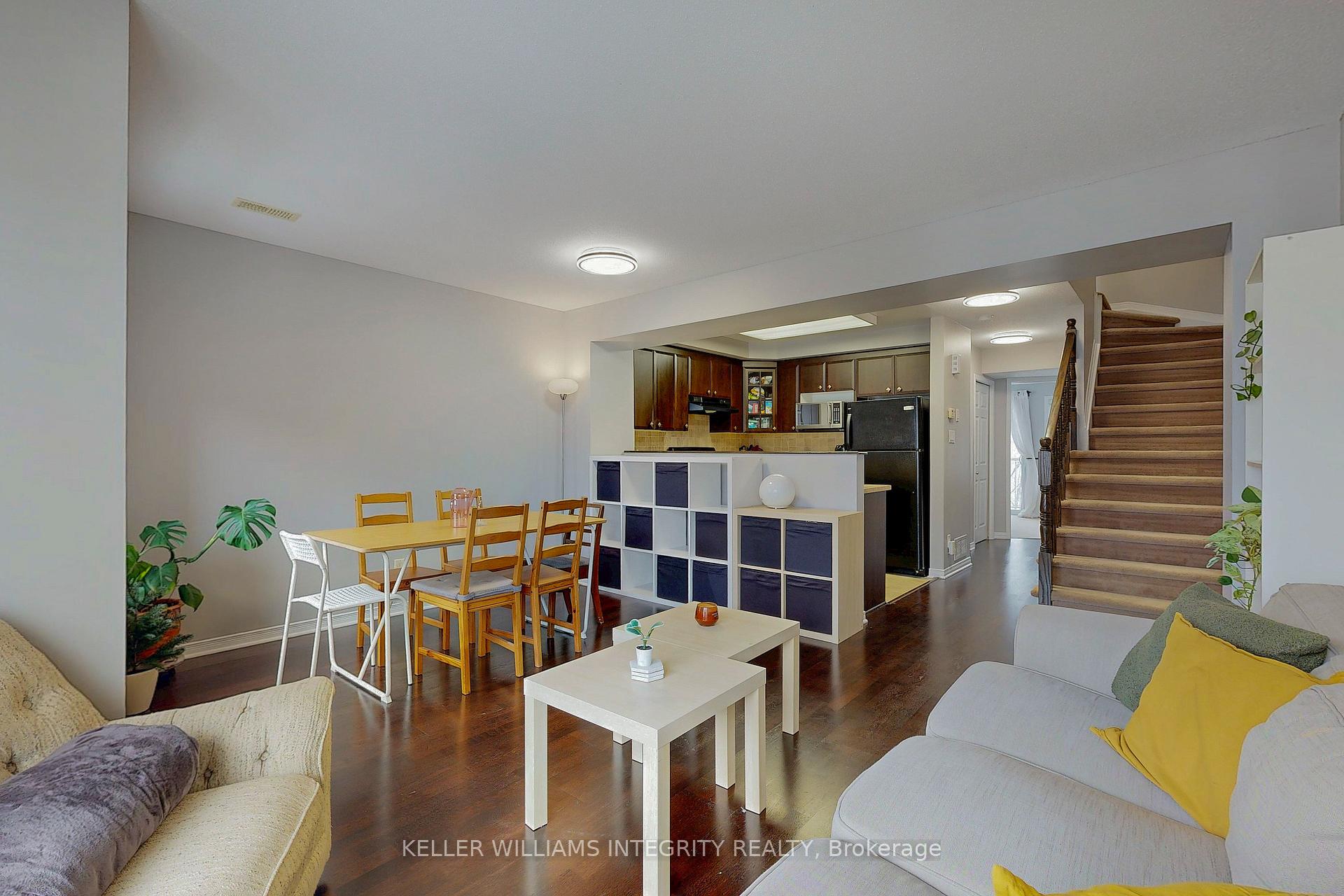 Photo 19 of Unit 10, 638 Reardon, Ottawa, Heron Gate/Industrial Park — HOMEH