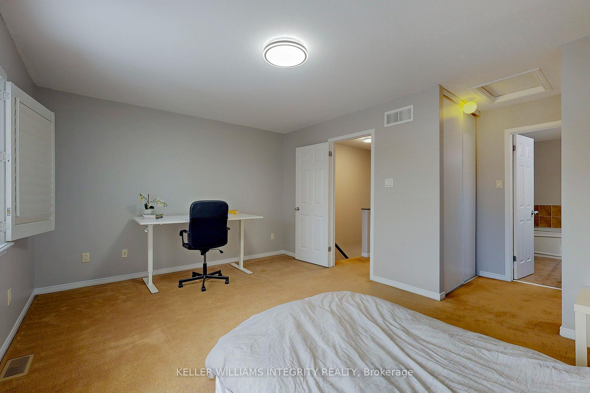 Photo 21 of Unit 10, 638 Reardon, Ottawa, Heron Gate/Industrial Park — HOMEH