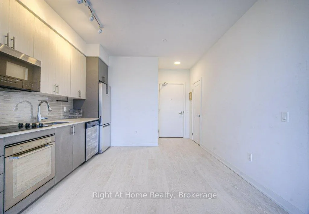Photo 8 of Unit 716, 415 Main Street W, Hamilton, Kirkendall — HOMEH