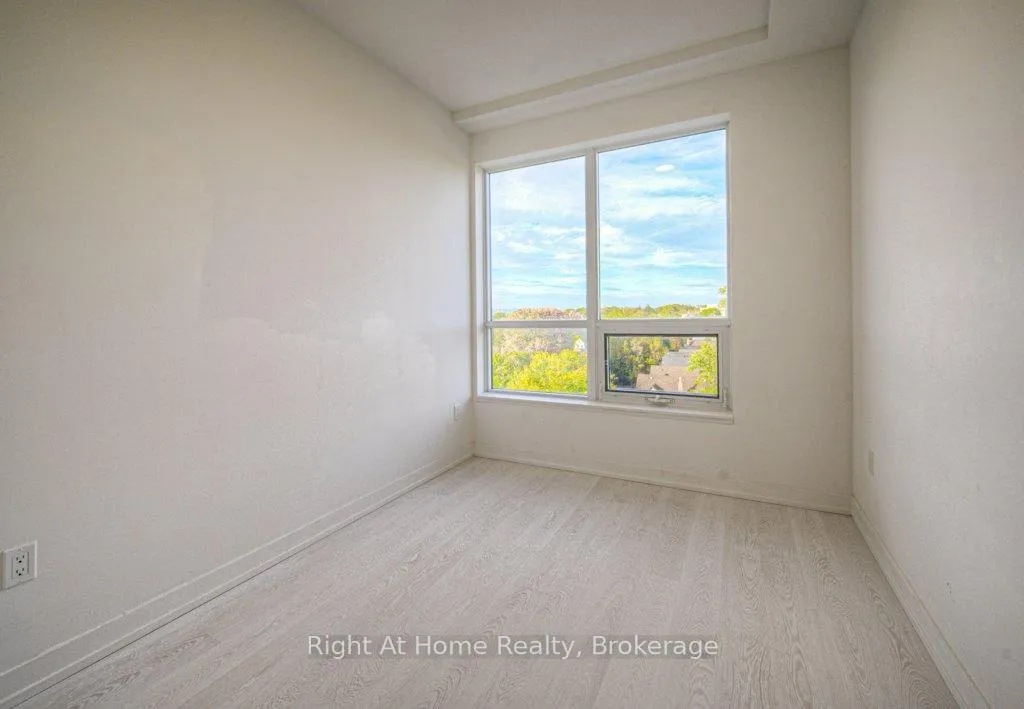 Photo 17 of Unit 716, 415 Main Street W, Hamilton, Kirkendall — HOMEH