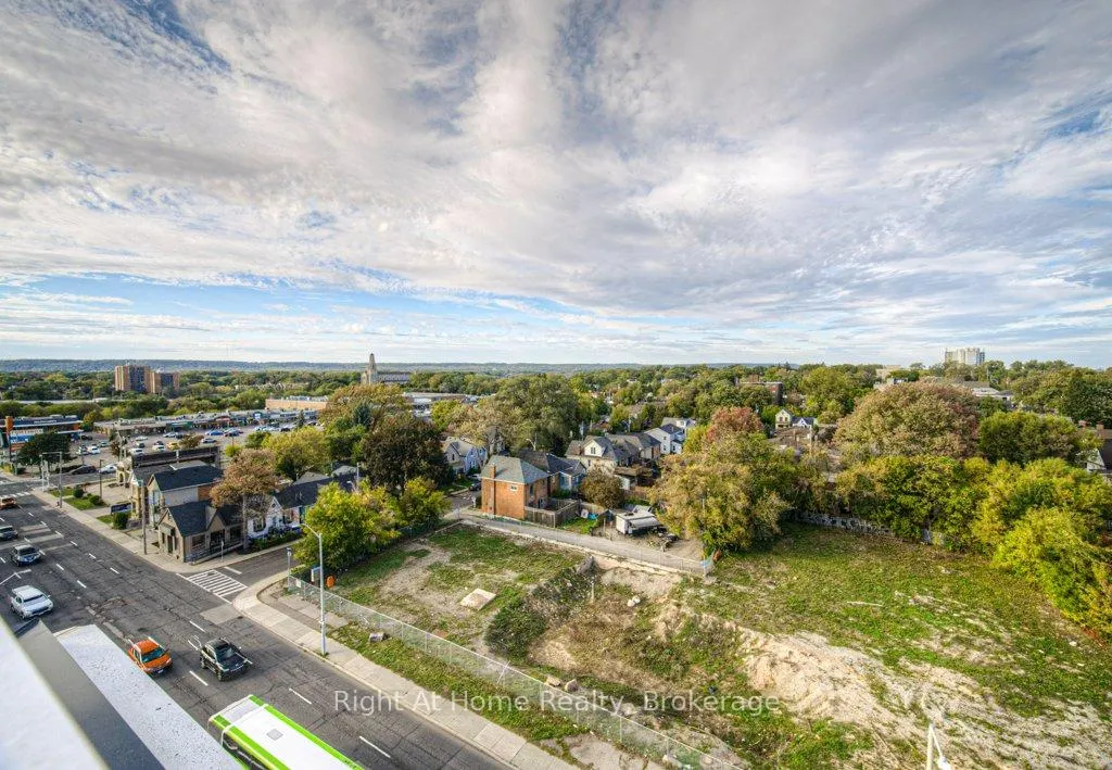 Photo 34 of Unit 716, 415 Main Street W, Hamilton, Kirkendall — HOMEH