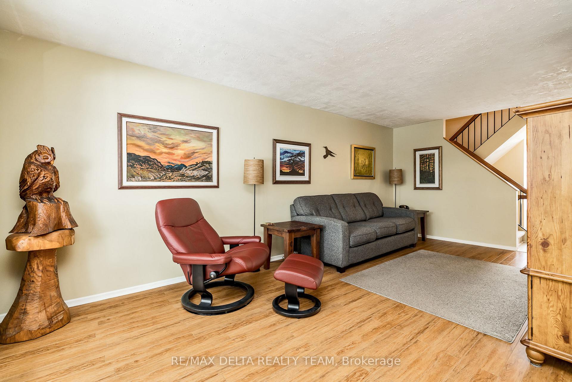 Photo 6 of Unit 190, 1558 Lassiter Terrace, Ottawa, Beaconwood — HOMEH