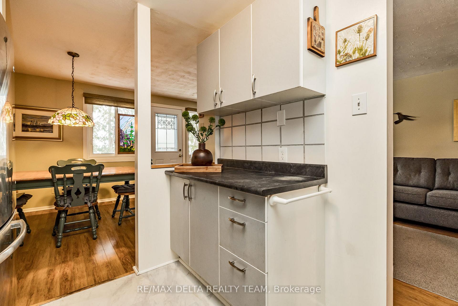 Photo 12 of Unit 190, 1558 Lassiter Terrace, Ottawa, Beaconwood — HOMEH