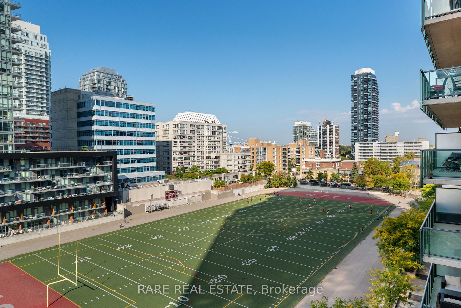 Photo 19 of Unit 715, 70 Roehampton Avenue, Toronto, Mount Pleasant West — HOMEH