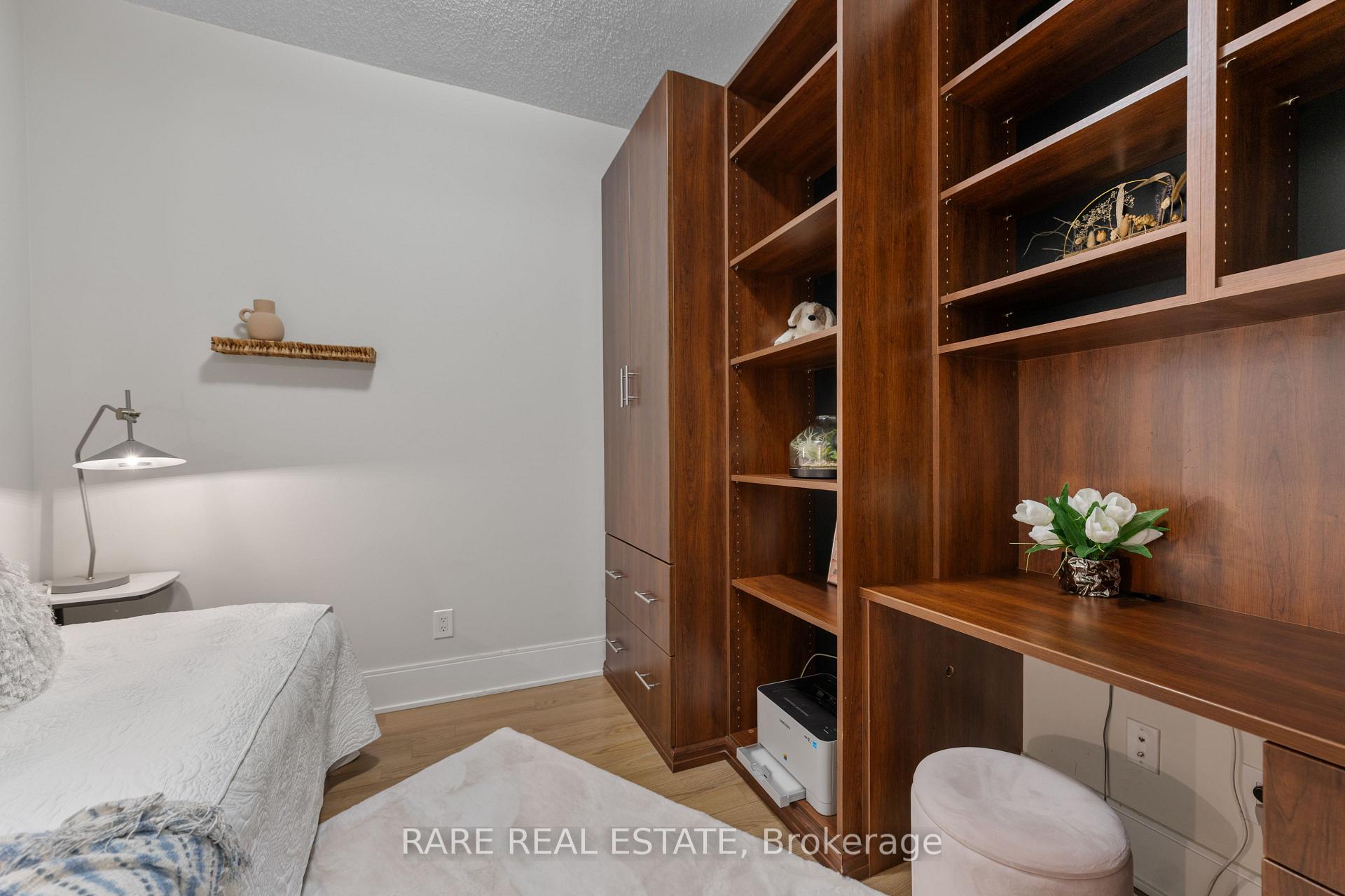 Photo 24 of Unit 715, 70 Roehampton Avenue, Toronto, Mount Pleasant West — HOMEH