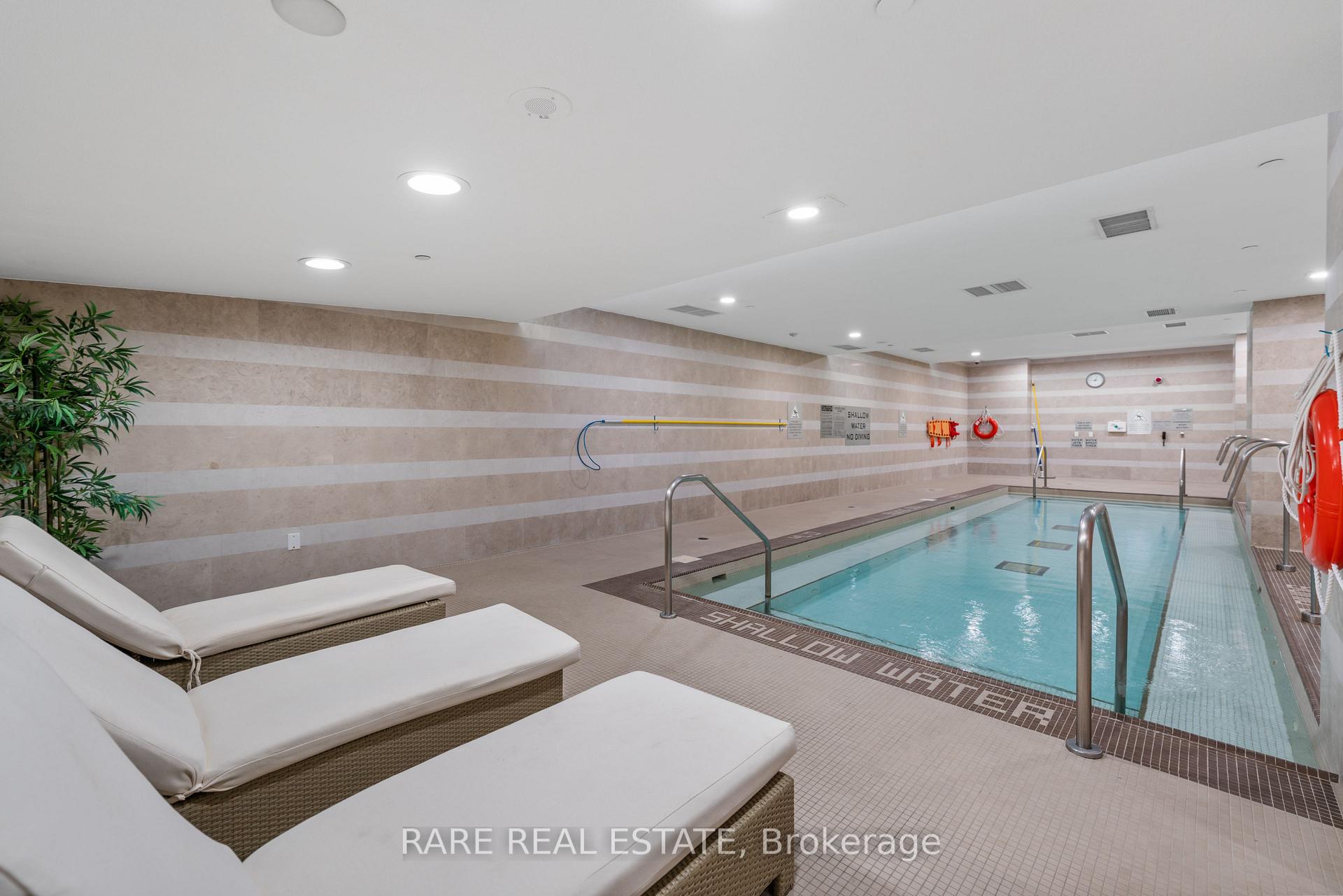 Photo 26 of Unit 715, 70 Roehampton Avenue, Toronto, Mount Pleasant West — HOMEH