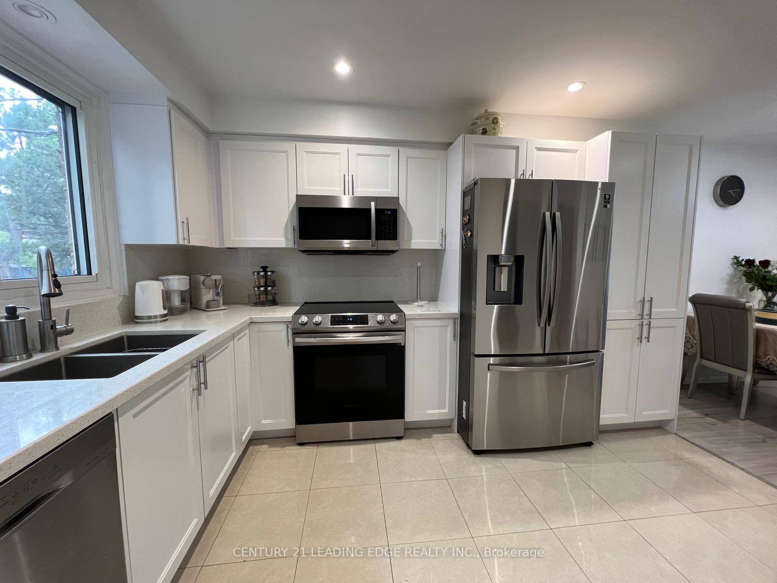 Photo 12 of Unit 35, 35 The Carriage Way, Markham, Royal Orchard — HOMEH